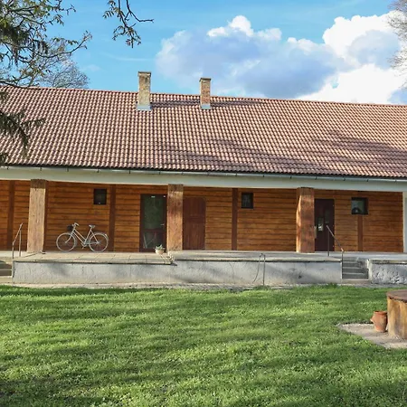 Fekete Golya Fogado Gemenc Appartamento Szekszárd