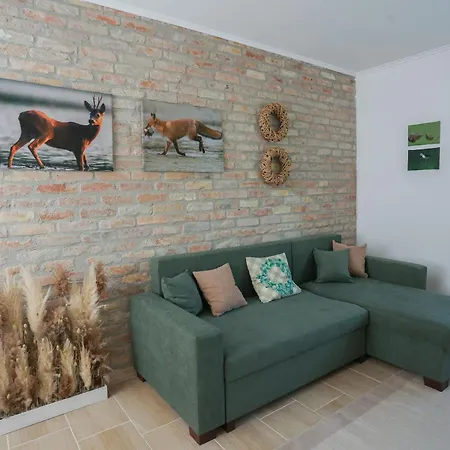 Fekete Golya Fogado Gemenc Appartamento Szekszárd